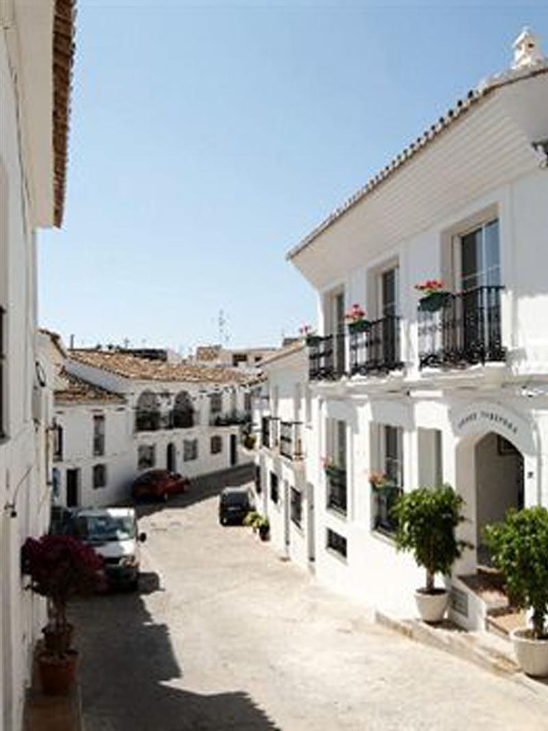 La Fonda Apartments 베날마데나코스타 외부 사진