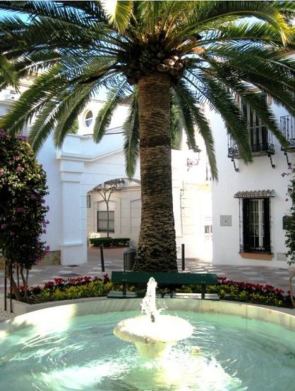 La Fonda Apartments 베날마데나코스타 외부 사진